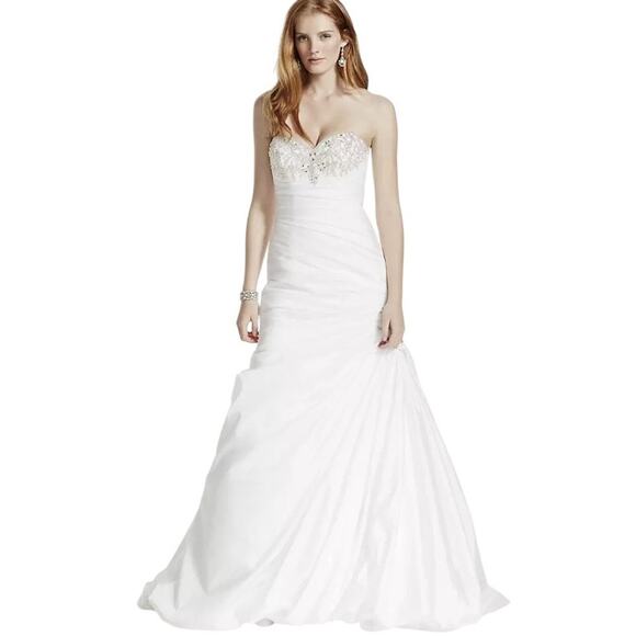 David´s Bridal Formal Strapless Sweetheart Trumpet...